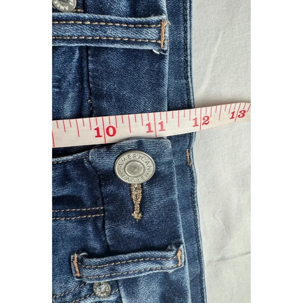 American Eagle Curvy Hi-Rise Shortie Distressed Denim‎ Shorts Blue Womens Size 4